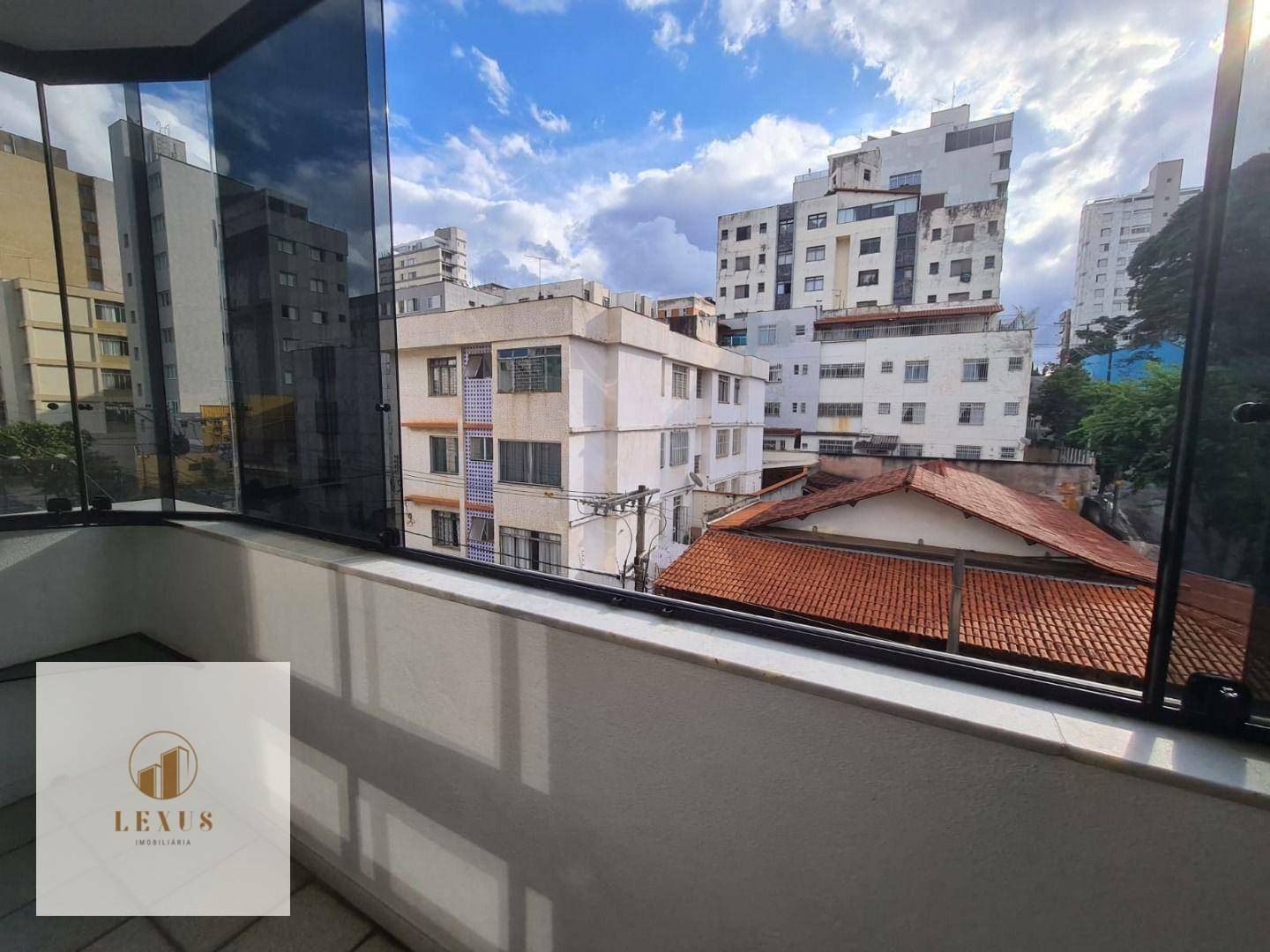 Apartamento à venda com 4 quartos, 240m² - Foto 28