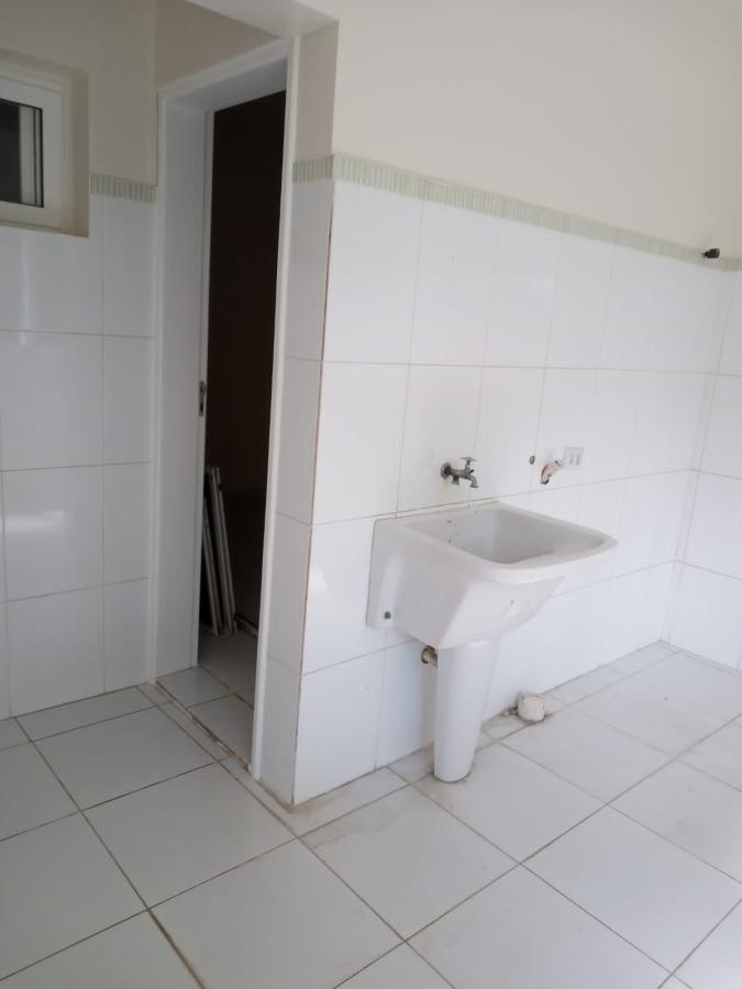 Casa de Condomínio à venda com 4 quartos, 450m² - Foto 19