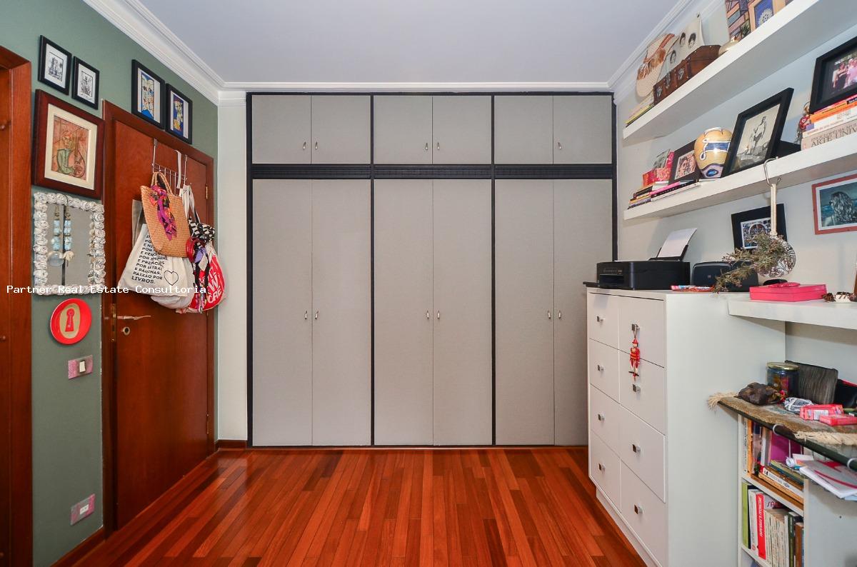 Apartamento à venda com 4 quartos, 226m² - Foto 26