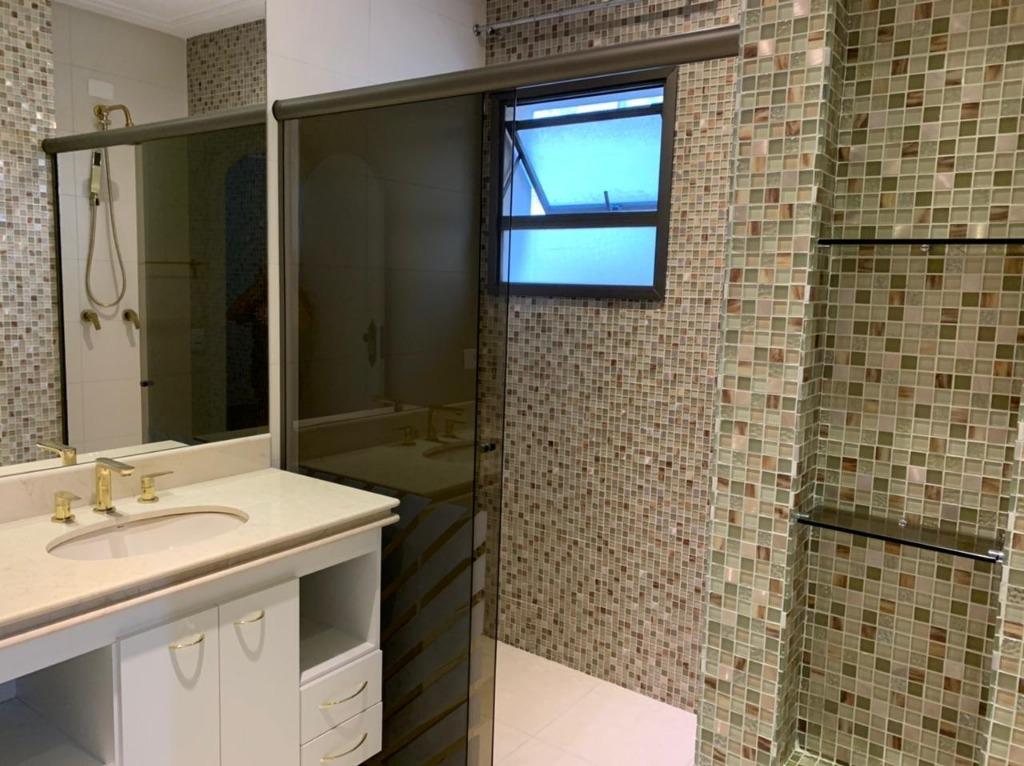 Apartamento para alugar com 4 quartos, 232m² - Foto 25