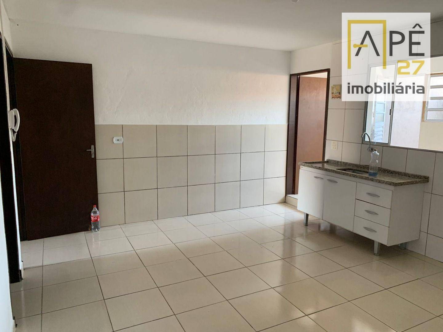 Casa para alugar com 1 quarto, 40m² - Foto 4