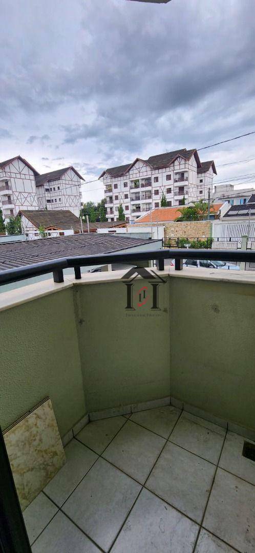 Apartamento para alugar com 3 quartos, 99m² - Foto 22