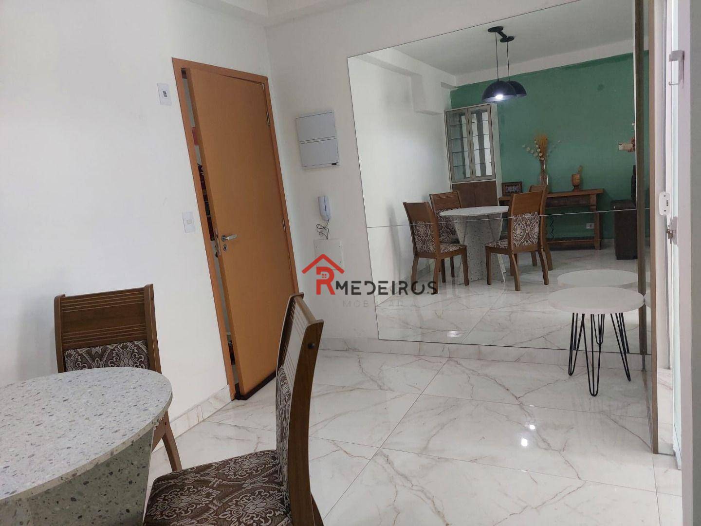 Apartamento à venda com 2 quartos, 84m² - Foto 6