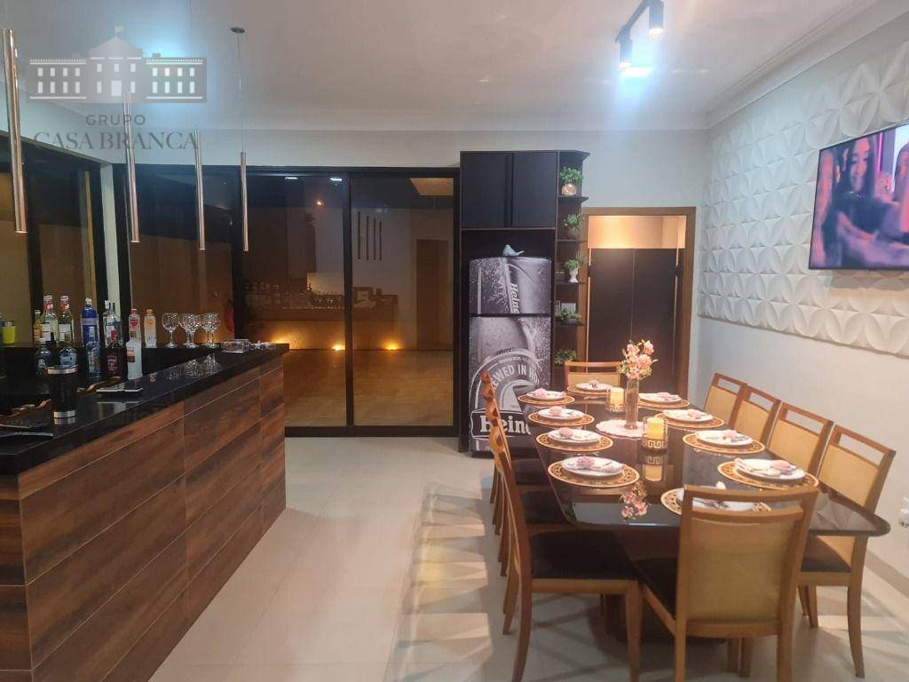 Sobrado à venda com 3 quartos, 240m² - Foto 4