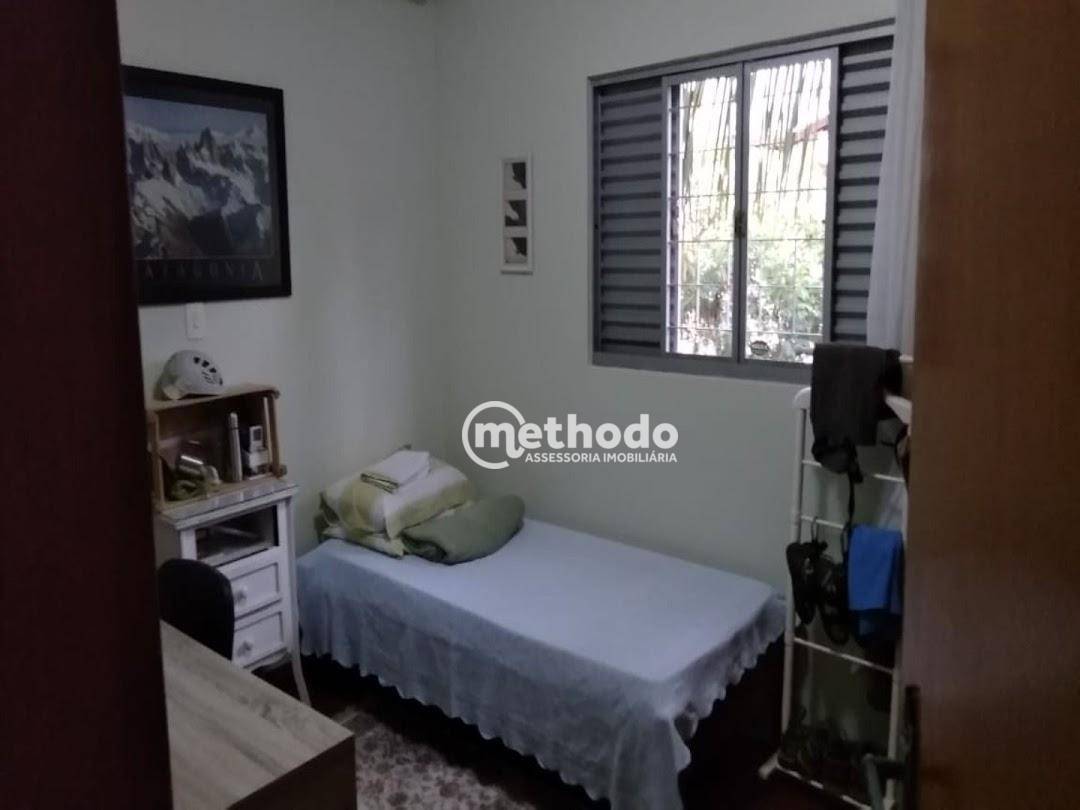 Casa à venda com 3 quartos, 263m² - Foto 18