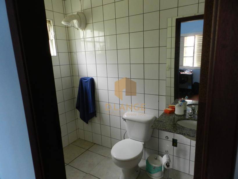 Casa de Condomínio à venda com 3 quartos, 250m² - Foto 26