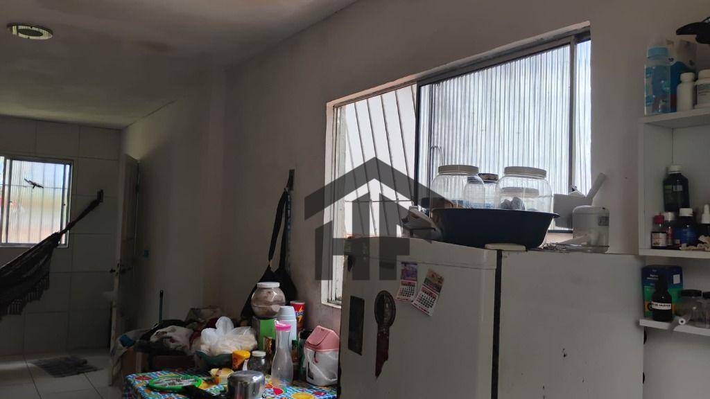 Casa à venda com 2 quartos, 990M2 - Foto 8