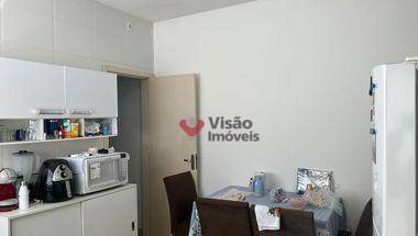 Casa à venda com 2 quartos, 120m² - Foto 7