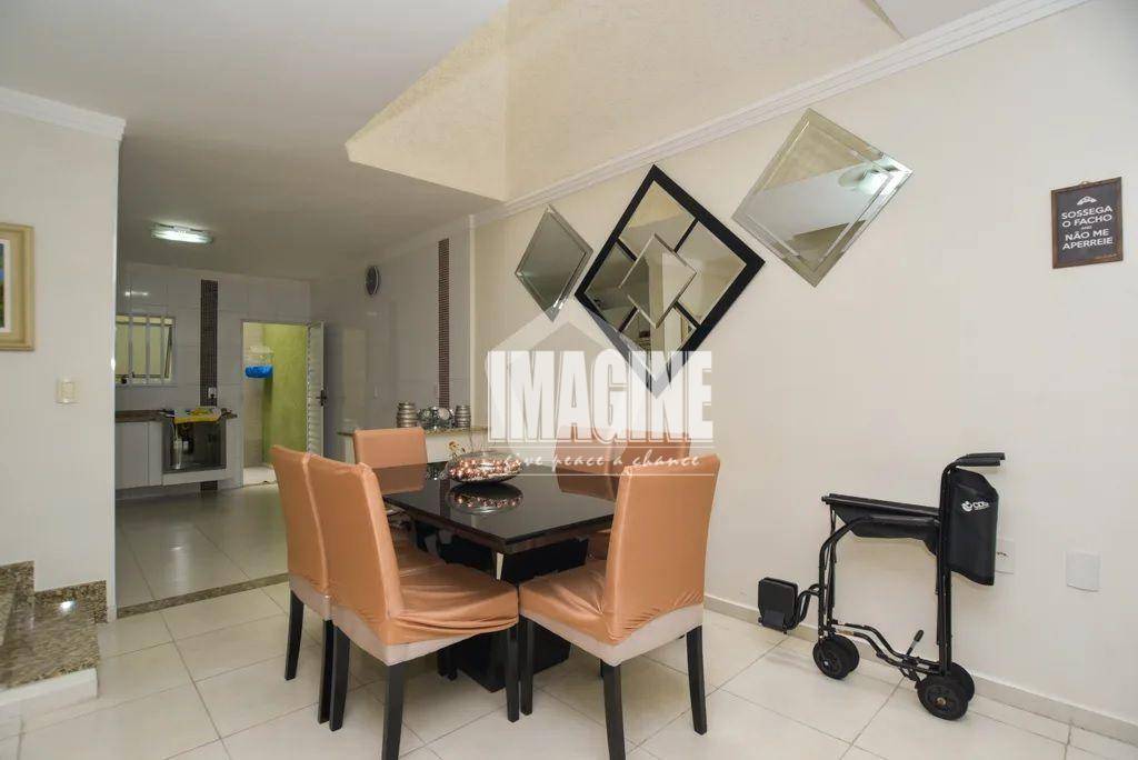 Sobrado à venda com 2 quartos, 134m² - Foto 4