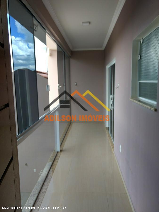 Casa à venda com 3 quartos, 250m² - Foto 18