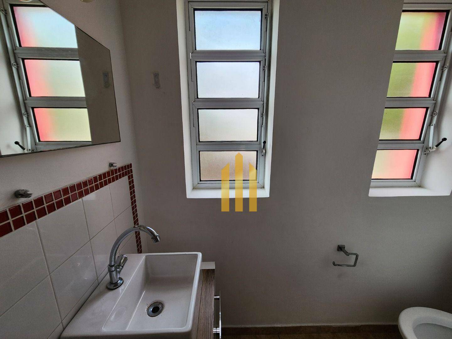 Sobrado para alugar com 2 quartos, 160m² - Foto 24