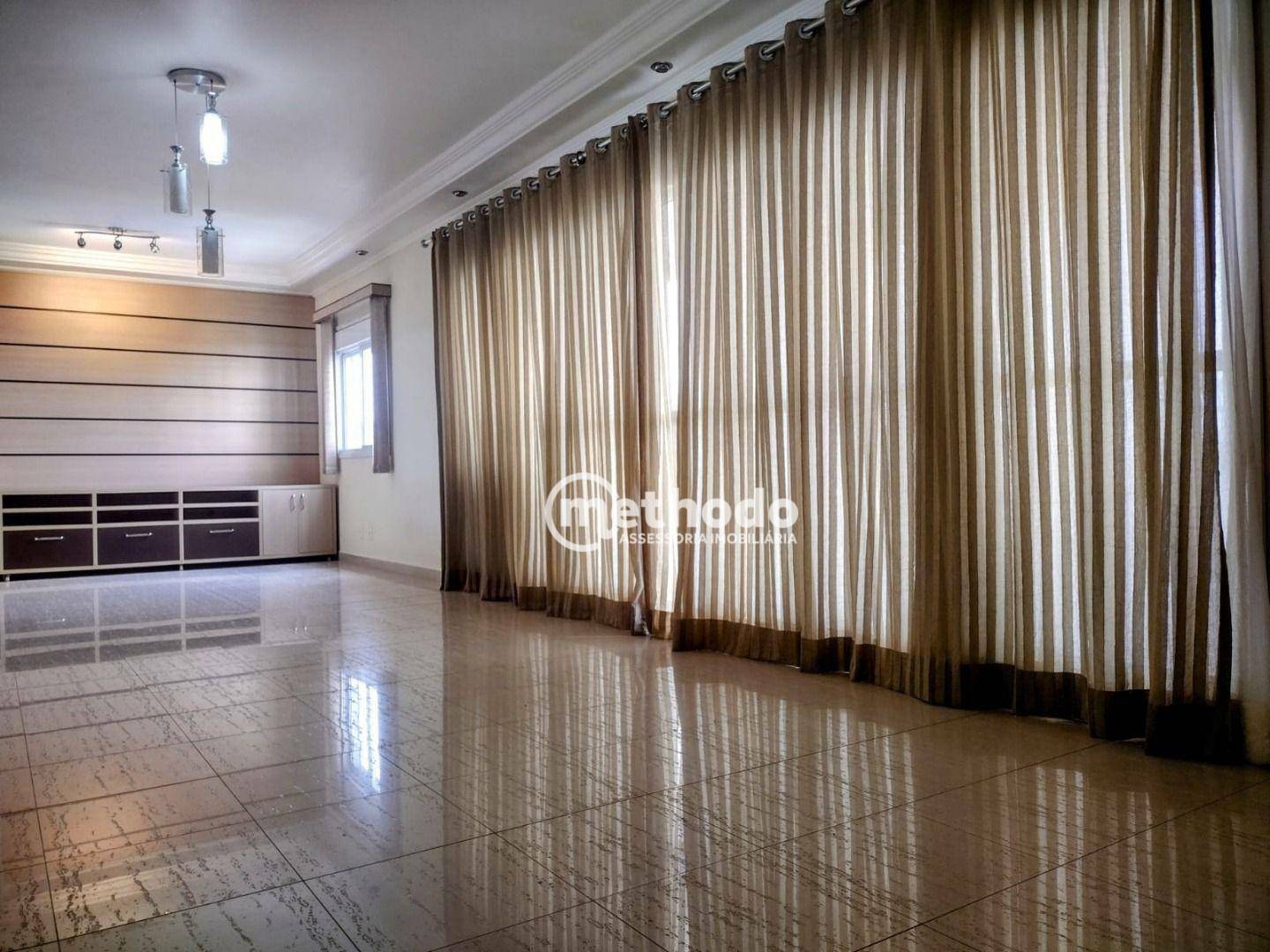 Apartamento para alugar com 3 quartos, 134m² - Foto 3