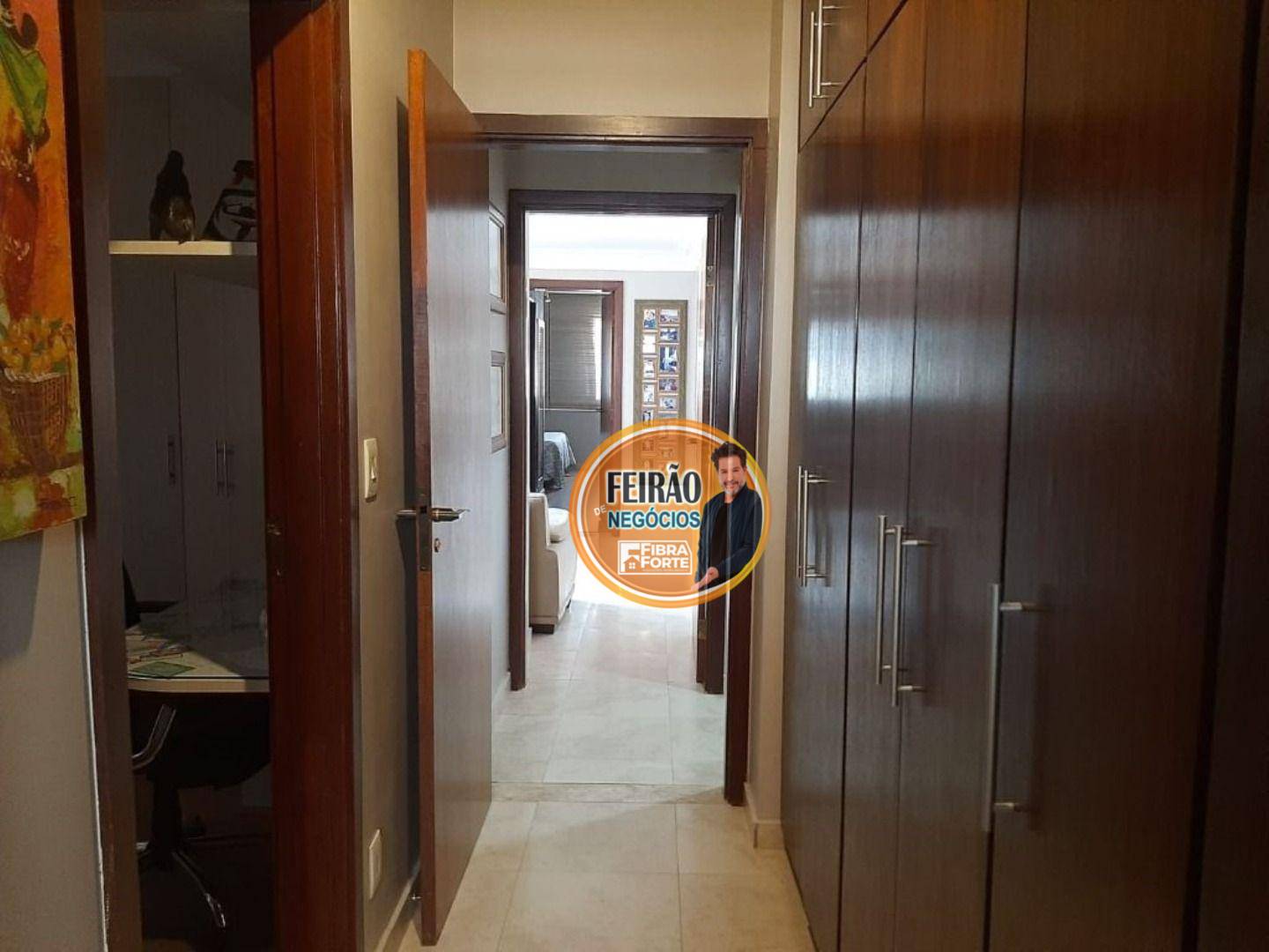 Apartamento à venda com 3 quartos, 145m² - Foto 12