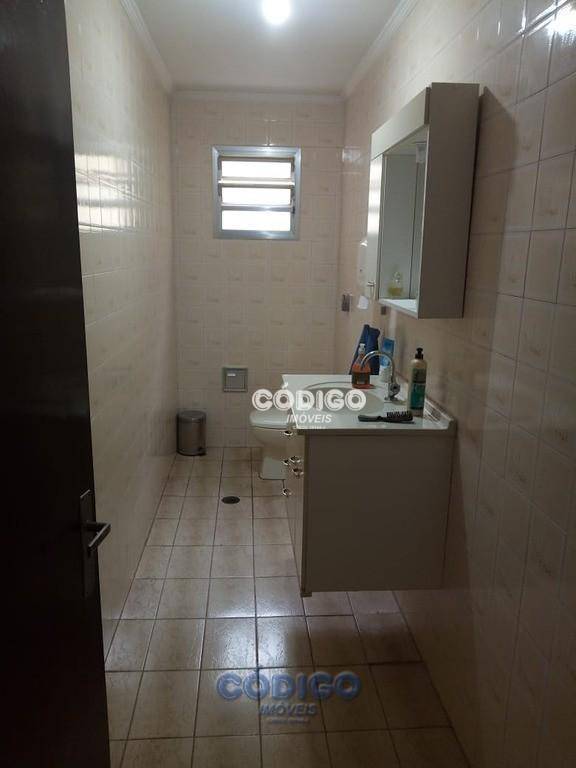 Sobrado à venda com 3 quartos, 220m² - Foto 15