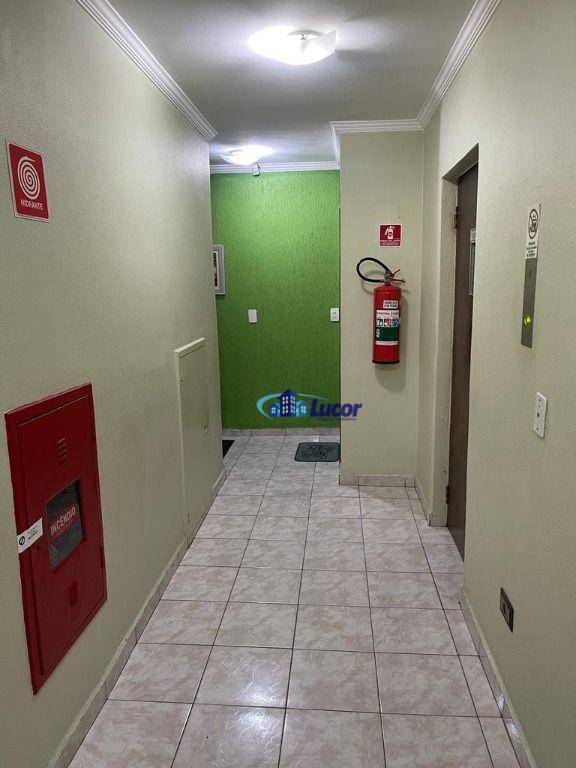 Apartamento à venda com 3 quartos, 74m² - Foto 20