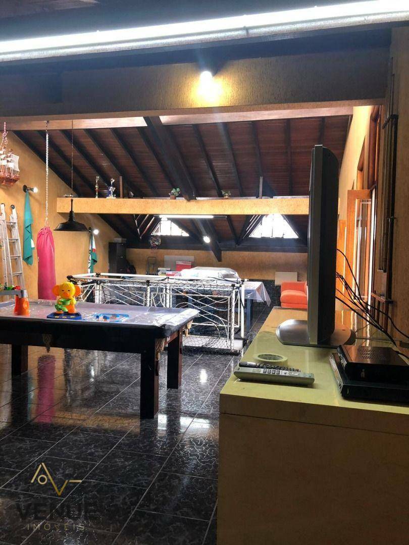 Sobrado à venda com 4 quartos, 324m² - Foto 61