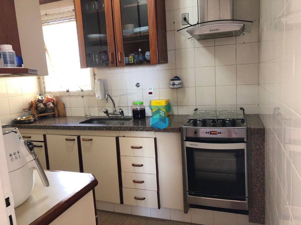 Apartamento à venda com 2 quartos, 77m² - Foto 9