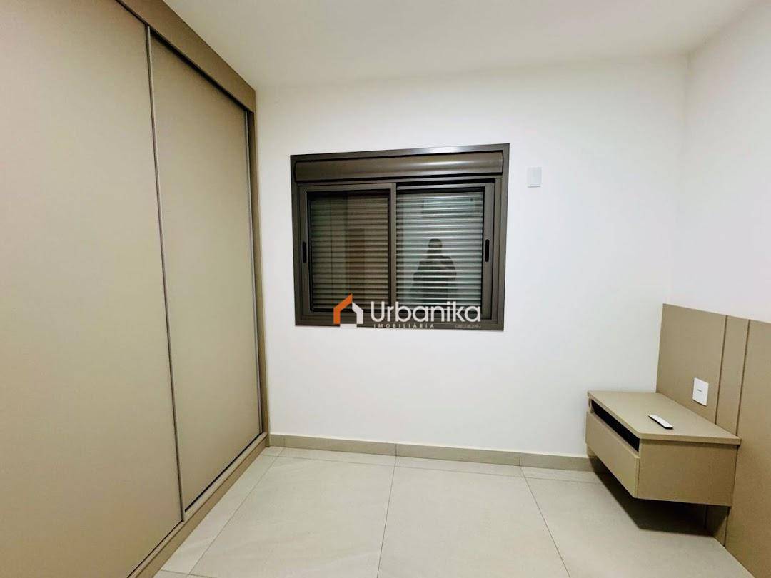 Apartamento, 3 quartos, 134 m² - Foto 2