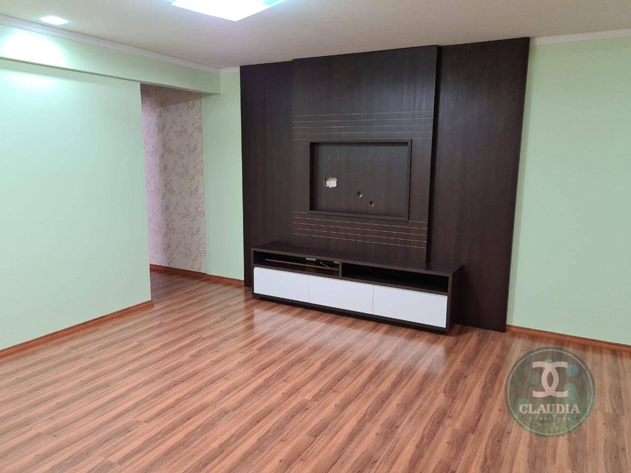 Apartamento à venda com 3 quartos, 208m² - Foto 4