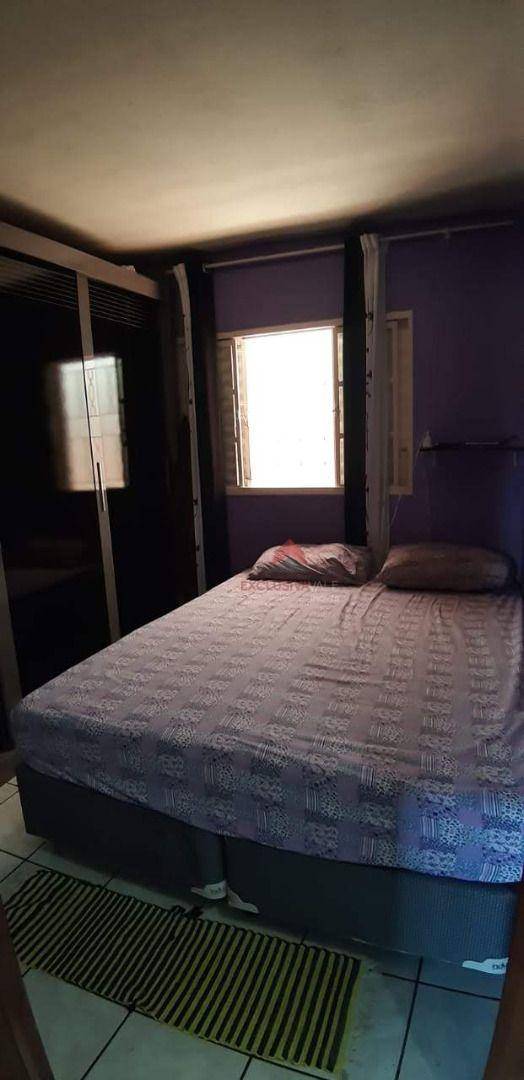 Casa à venda com 2 quartos, 60m² - Foto 3