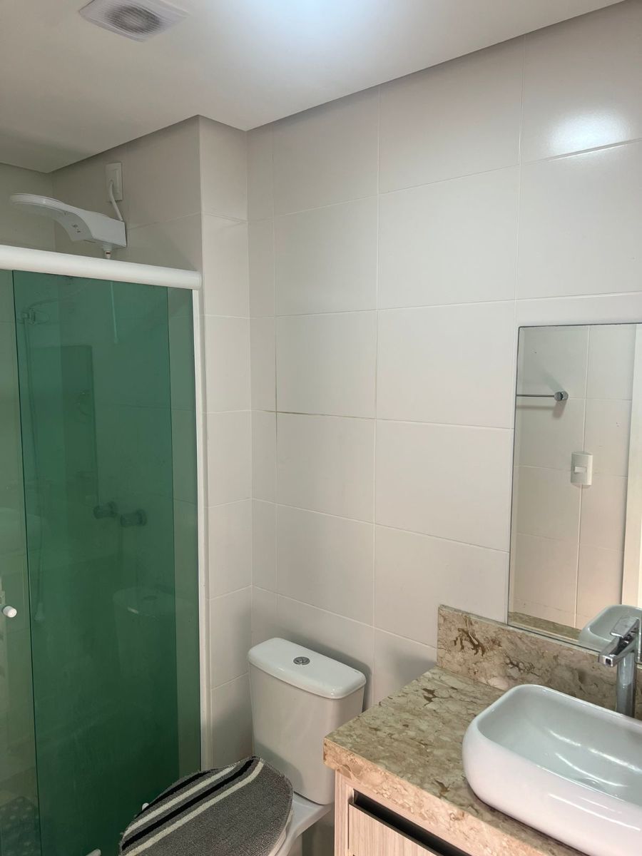 Apartamento para alugar com 2 quartos, 70m² - Foto 8