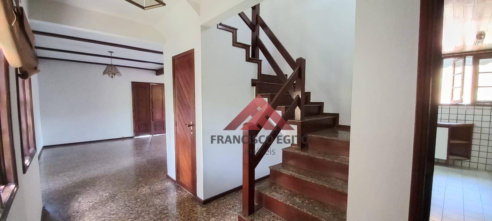 Casa à venda com 6 quartos, 333m² - Foto 14