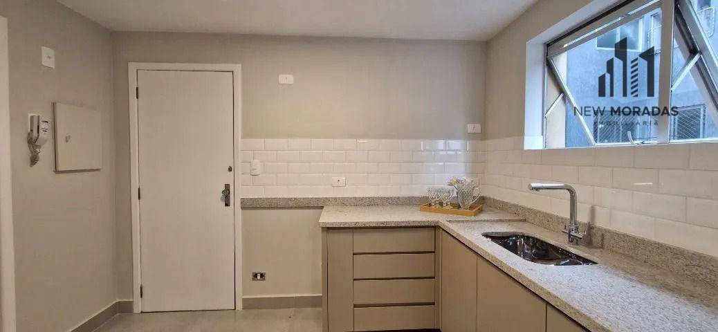 Apartamento à venda com 3 quartos, 70m² - Foto 1