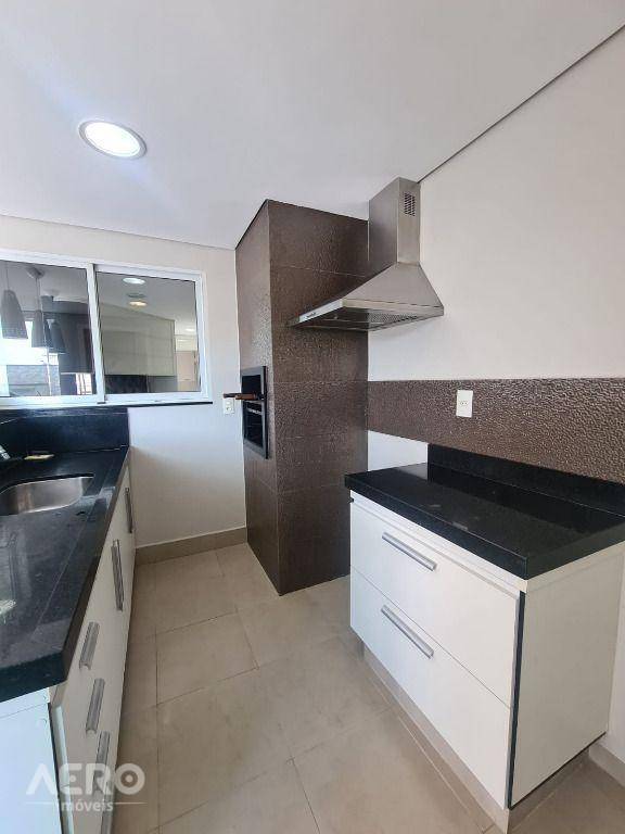 Casa de Condomínio à venda com 3 quartos, 290m² - Foto 22