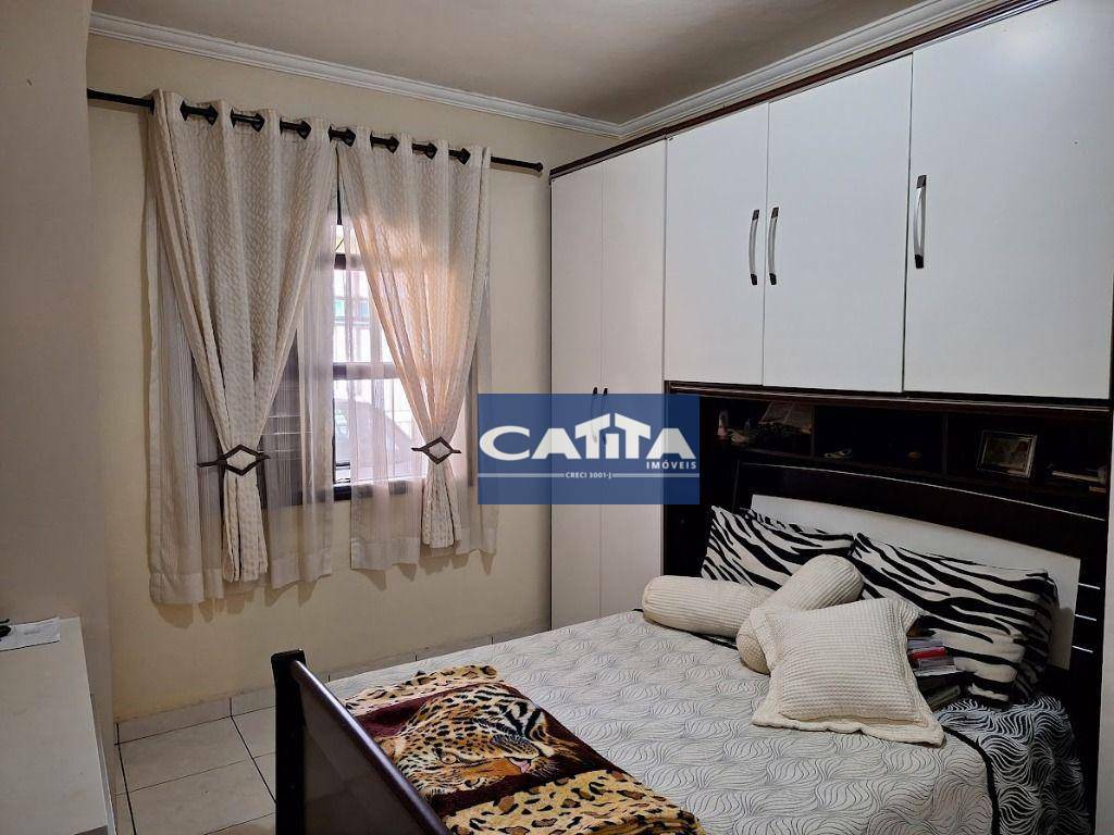 Casa à venda com 3 quartos, 218m² - Foto 4