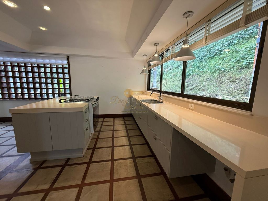 Casa de Condomínio à venda com 3 quartos, 320m² - Foto 20