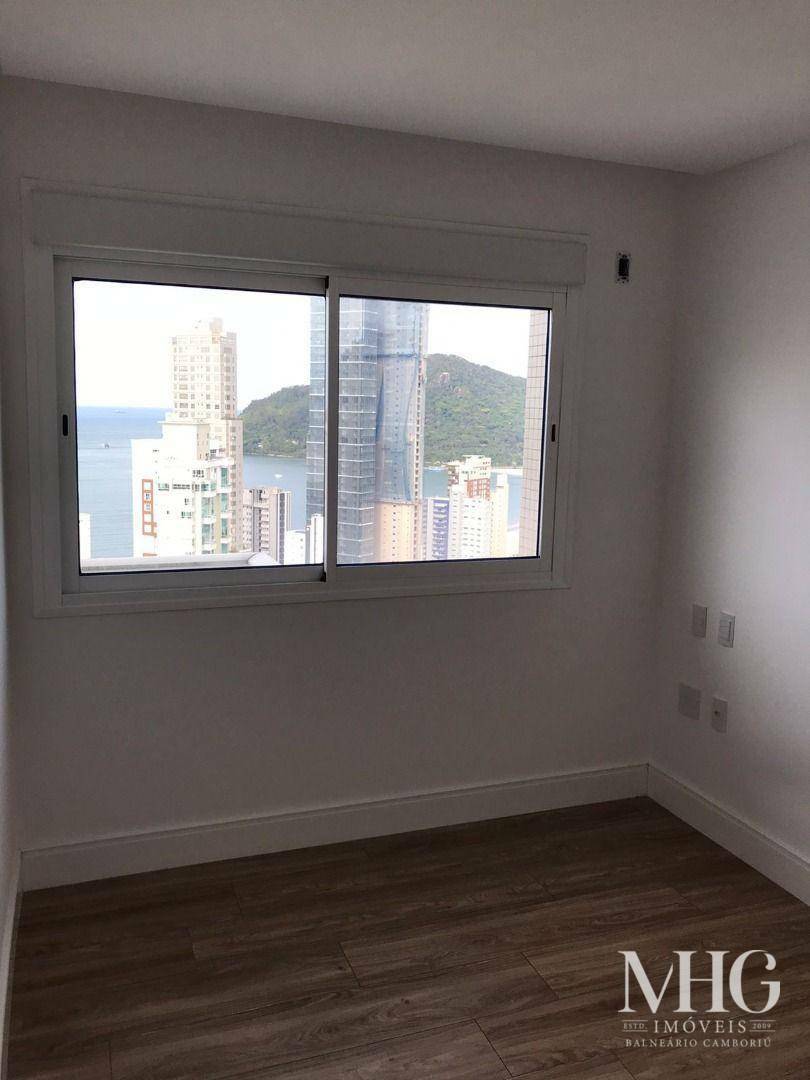 Apartamento à venda com 4 quartos, 293m² - Foto 4