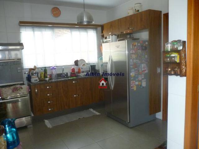 Casa à venda com 3 quartos, 150m² - Foto 10