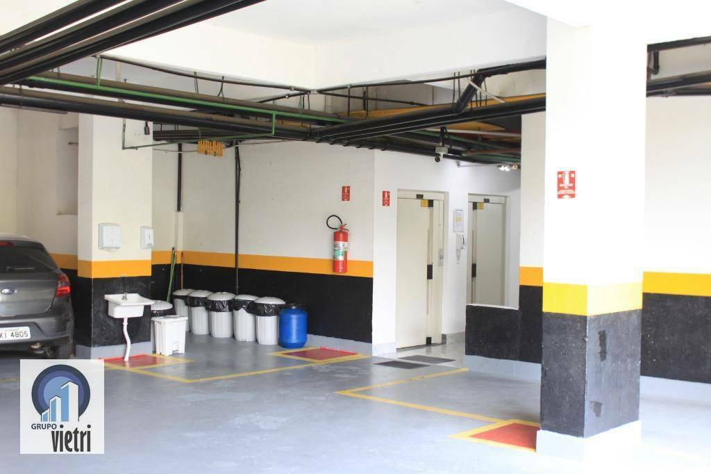 Apartamento à venda com 2 quartos, 65m² - Foto 15