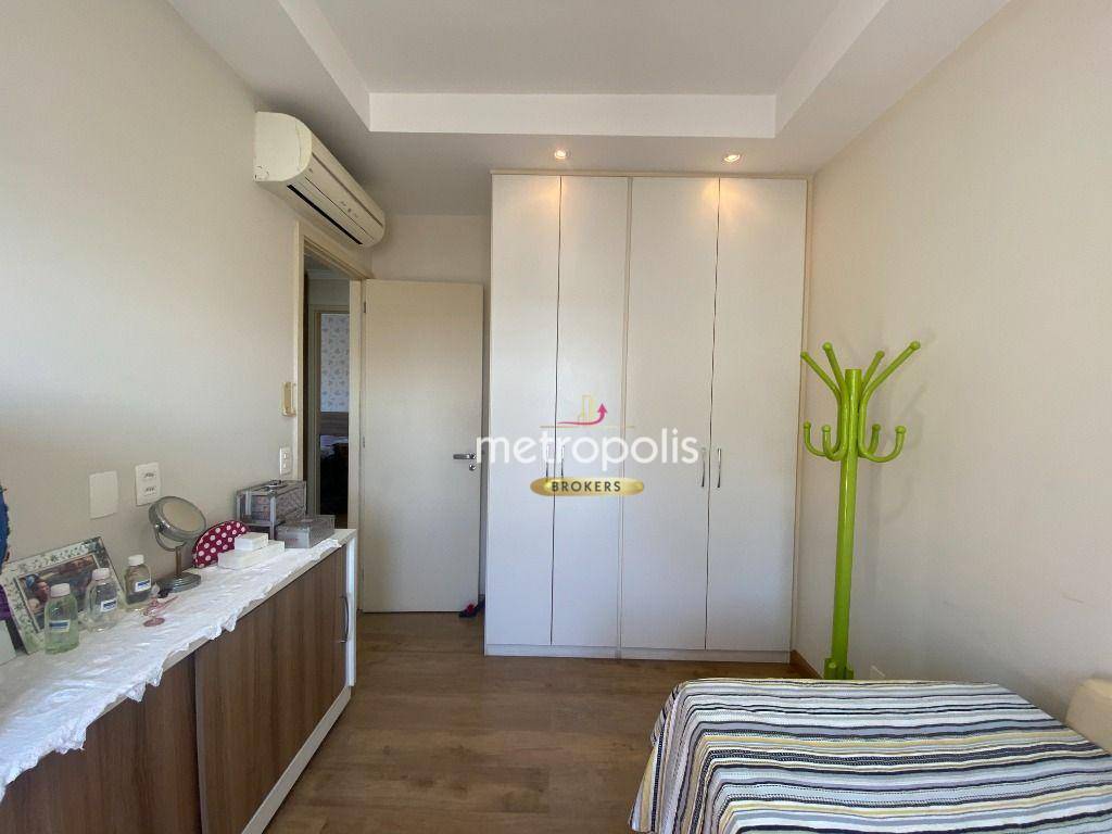 Apartamento para alugar com 3 quartos, 144m² - Foto 18