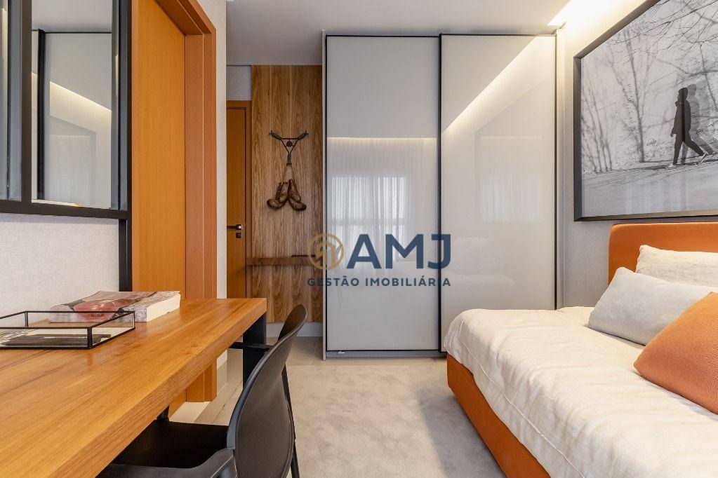 Apartamento à venda com 4 quartos, 242m² - Foto 12