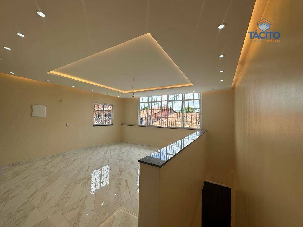 Casa à venda com 4 quartos, 280m² - Foto 29