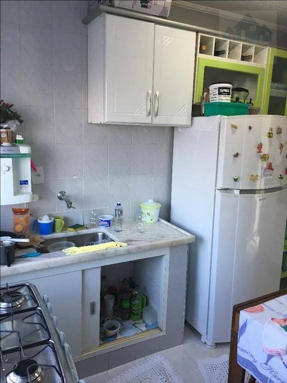 Apartamento à venda com 2 quartos, 70m² - Foto 22