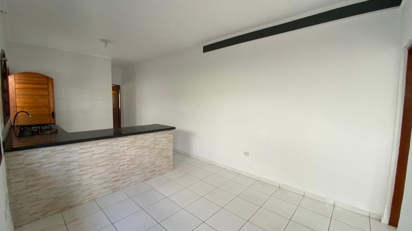 Casa à venda com 2 quartos, 125m² - Foto 4