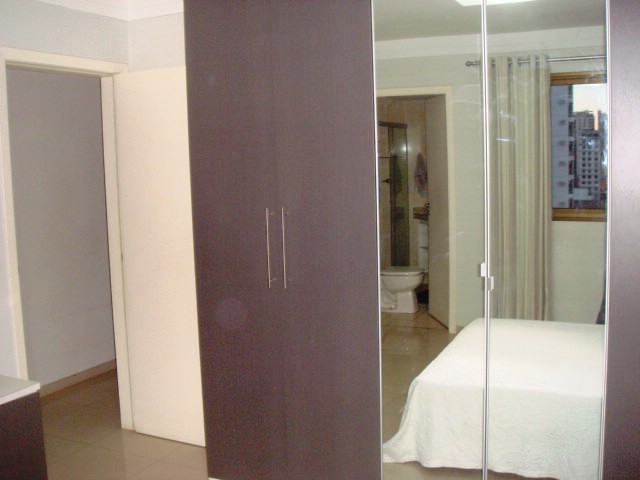 Apartamento à venda com 4 quartos, 168m² - Foto 9