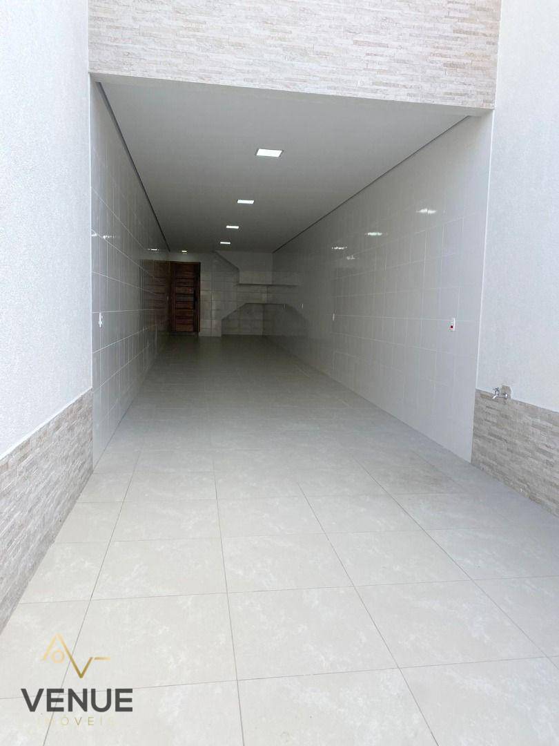 Sobrado à venda com 3 quartos, 200m² - Foto 3