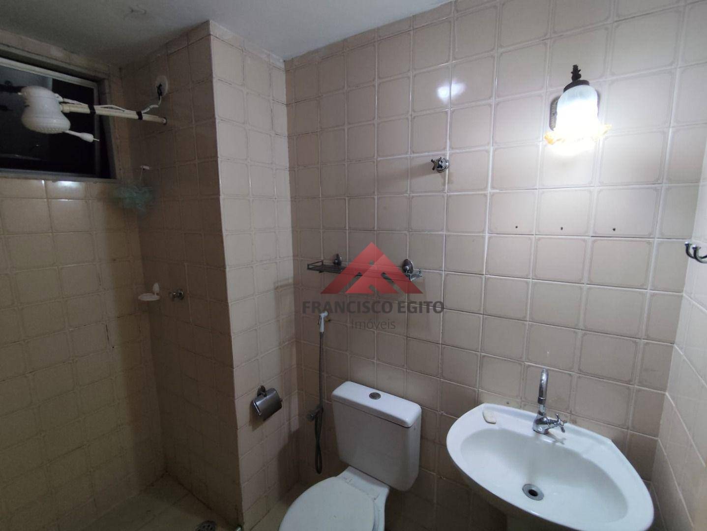 Apartamento para alugar com 2 quartos, 60m² - Foto 11