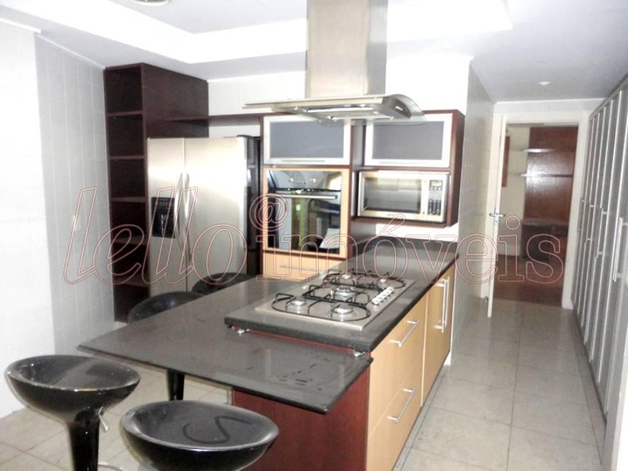 Apartamento à venda com 3 quartos, 253m² - Foto 18