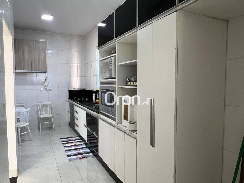 Sobrado à venda com 3 quartos, 150m² - Foto 2