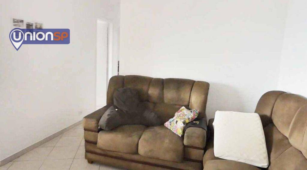 Apartamento à venda com 3 quartos, 71m² - Foto 2