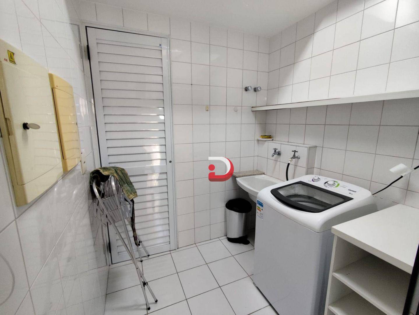 Apartamento à venda com 2 quartos, 70m² - Foto 10