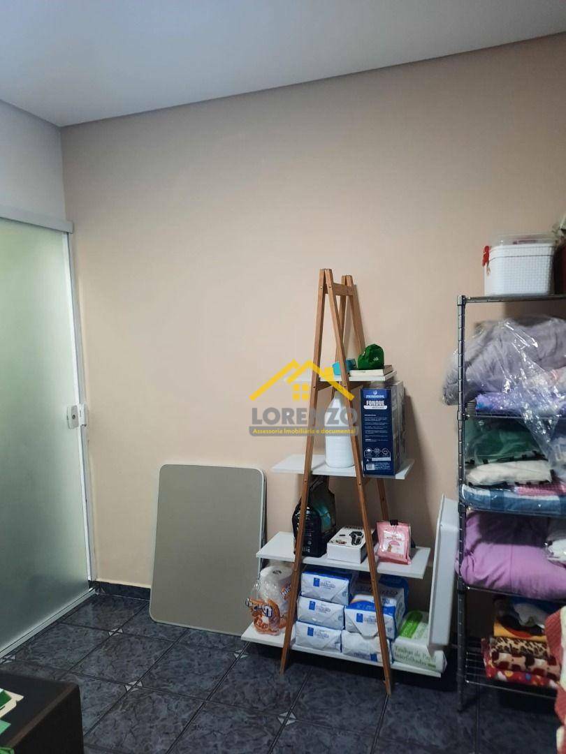 Sobrado à venda com 3 quartos, 220m² - Foto 10