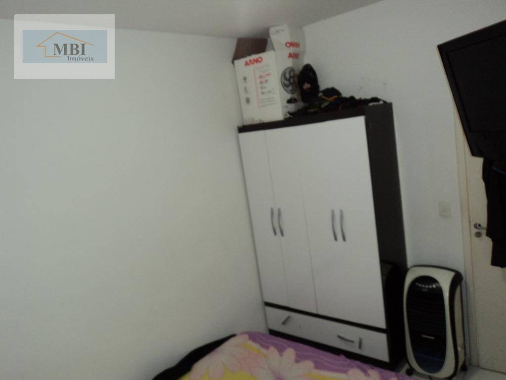 Apartamento à venda com 3 quartos, 70m² - Foto 3