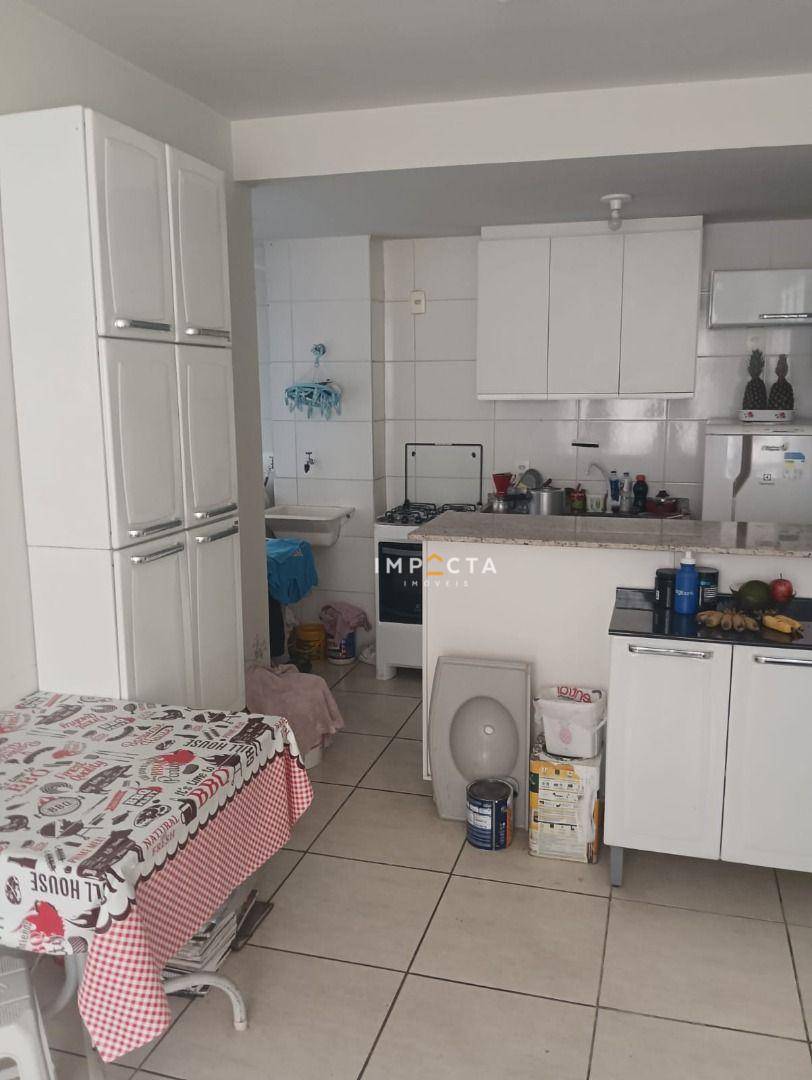 Apartamento à venda com 2 quartos, 55m² - Foto 3