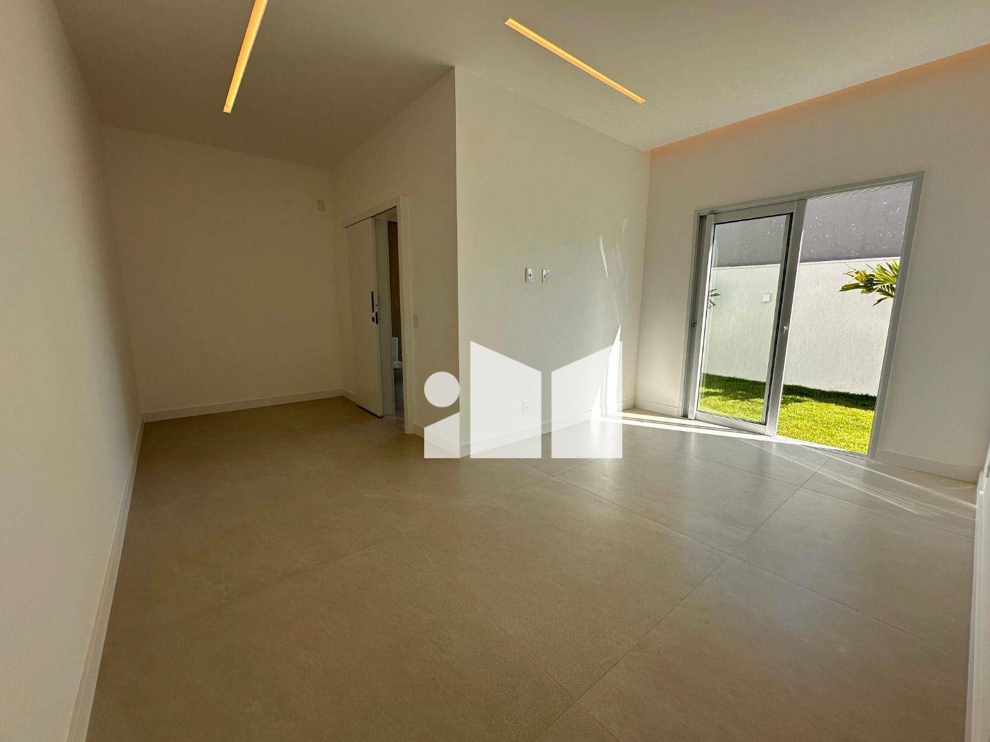 Casa de Condomínio à venda com 4 quartos, 211m² - Foto 15