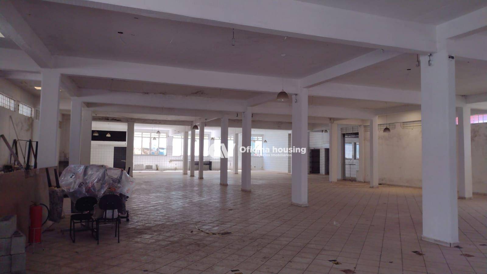 Loja-Salão para alugar, 1500m² - Foto 1